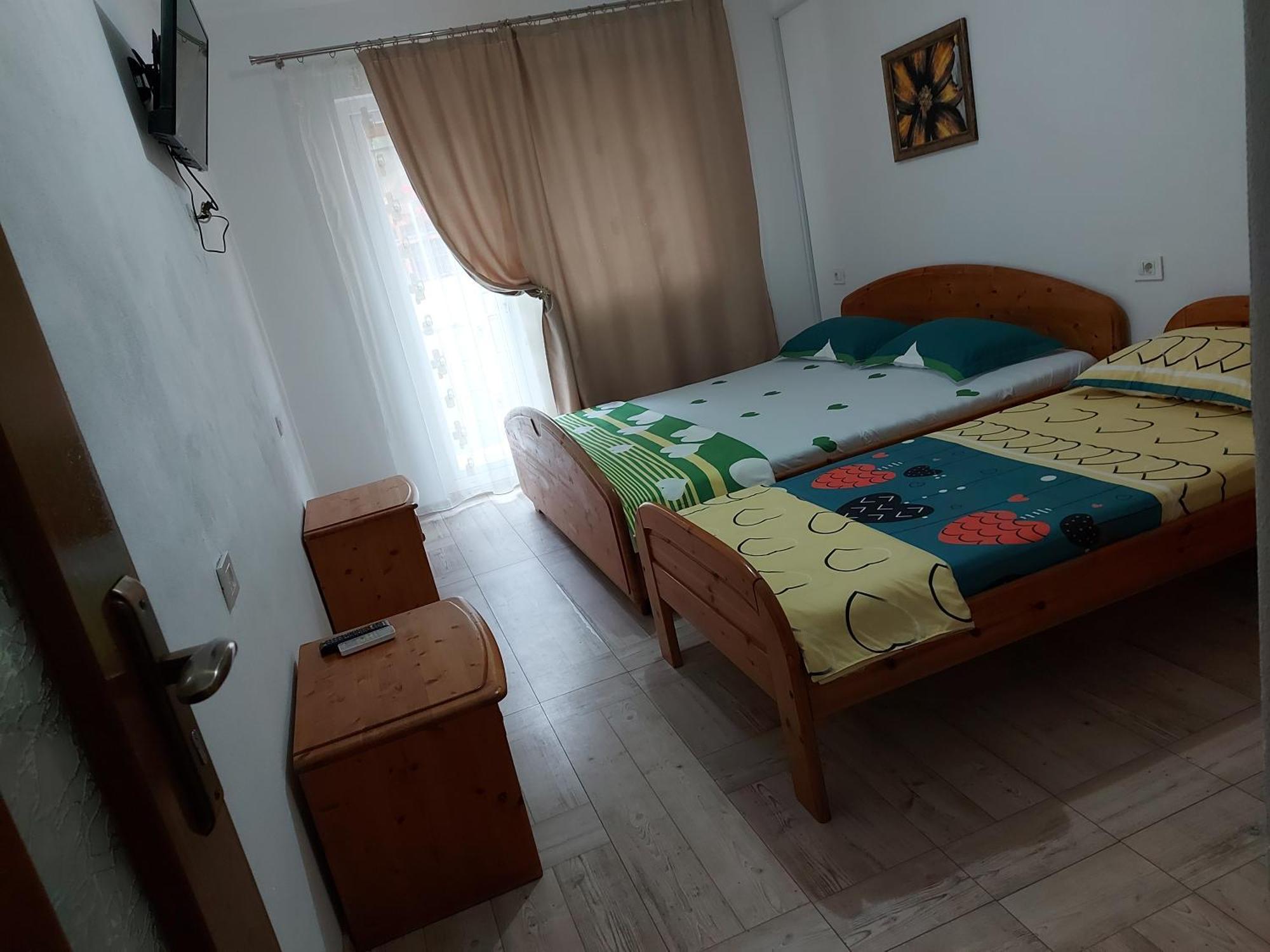 Casa Dalys Hotel โอร์โชวา ภายนอก รูปภาพ