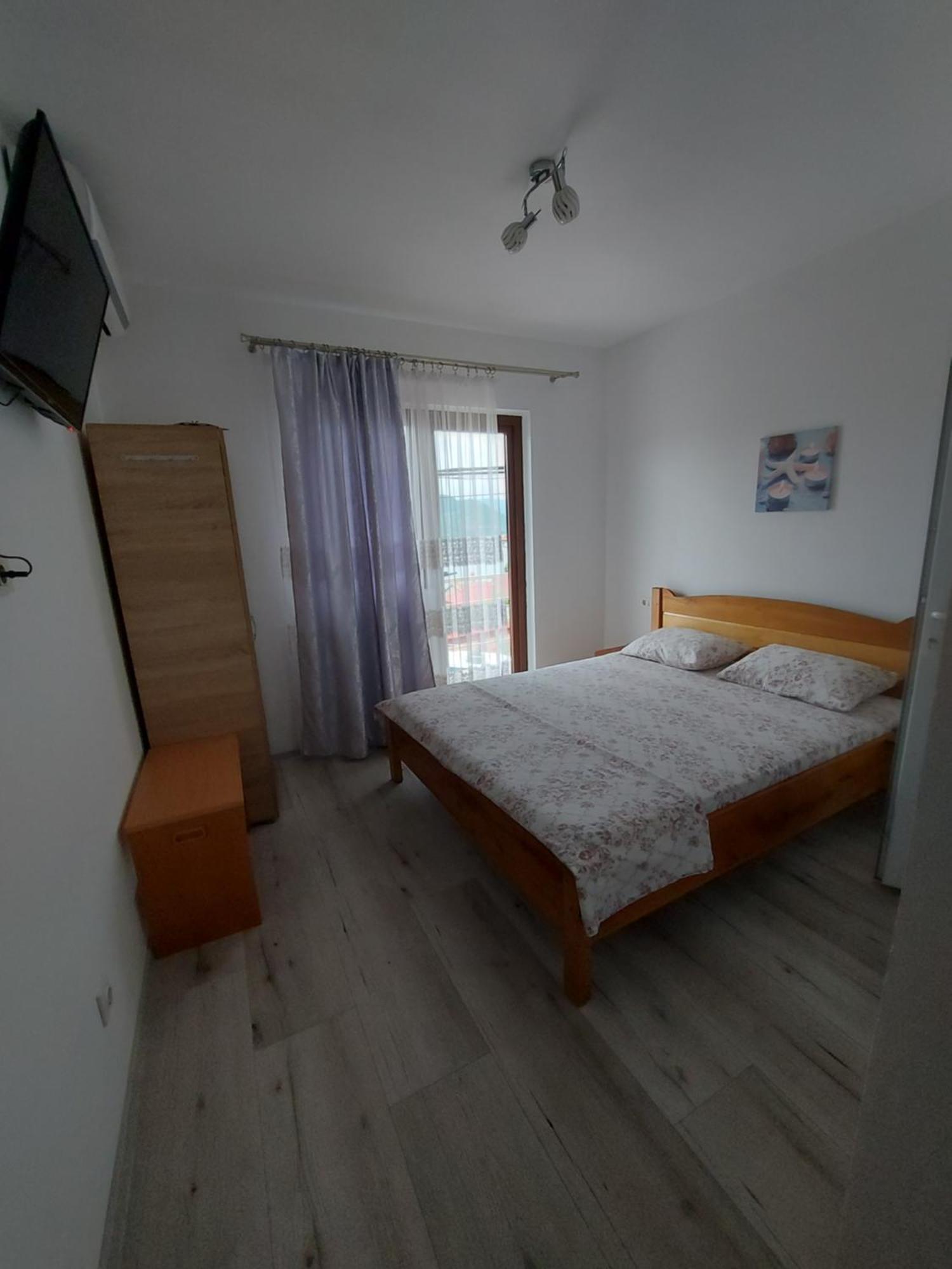 Casa Dalys Hotel โอร์โชวา ภายนอก รูปภาพ